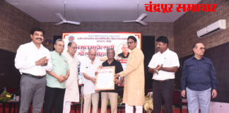 गिरीशभैय्या ठाकर यांच्या अमृतमहोत्सवी भव्य सत्कार
