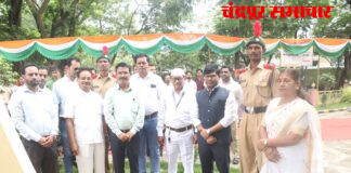चंद्रपूर शहर महानगरपालिकेतर्फे हुतात्म्यांना आदरांजली