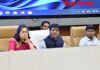सफाई कामगारांमुळेच समाजाचे आरोग्य सुदृढ – शेरसिंग डागोर Ø सफाई कर्मचाऱ्यांच्या प्रश्नांवर संवेदनशीलपणे कार्य करण्याच्या सूचना Ø नियमित आरोग्य तपासणी, विमा व किमान वेतनाची पूर्तता करा Ø घरकुलासाठी तातडीने आराखडा; प्रलंबित प्रश्नांसाठी नोडल अधिकारी नेमा