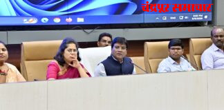 सफाई कामगारांमुळेच समाजाचे आरोग्य सुदृढ – शेरसिंग डागोर Ø सफाई कर्मचाऱ्यांच्या प्रश्नांवर संवेदनशीलपणे कार्य करण्याच्या सूचना Ø नियमित आरोग्य तपासणी, विमा व किमान वेतनाची पूर्तता करा Ø घरकुलासाठी तातडीने आराखडा; प्रलंबित प्रश्नांसाठी नोडल अधिकारी नेमा